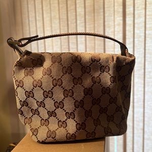 Gucci Pouch Monogram Canvas